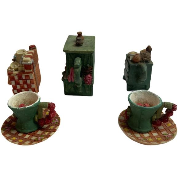 Vintage 7PC Dollhouse Ceramic Kitchen Accessories Cup & Saucer Tea Pot - Picture 4 of 10
